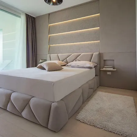 Opatija Deluxe Apartment With Swimming Pool Zewnętrze zdjęcie