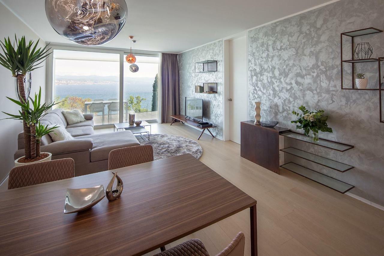Deluxe With Swimming Pool Opatija